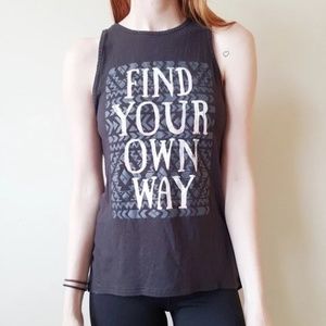 Calia by Carrie Underwood Find Your Own Way Tank XS